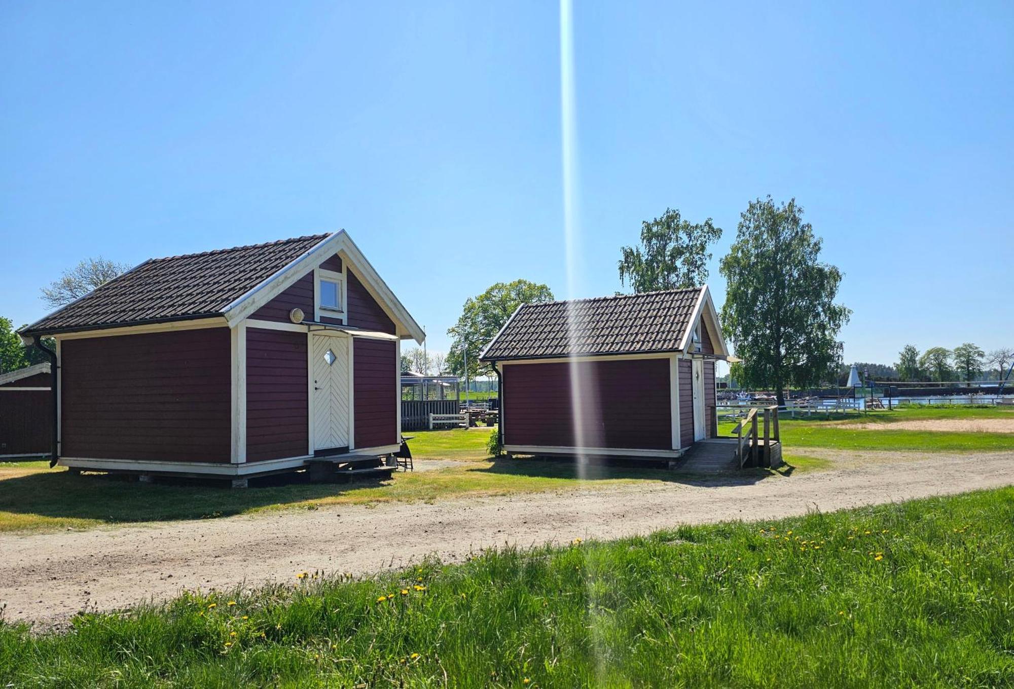 Kanalkrogen Stugor Sjötorp 外观 照片